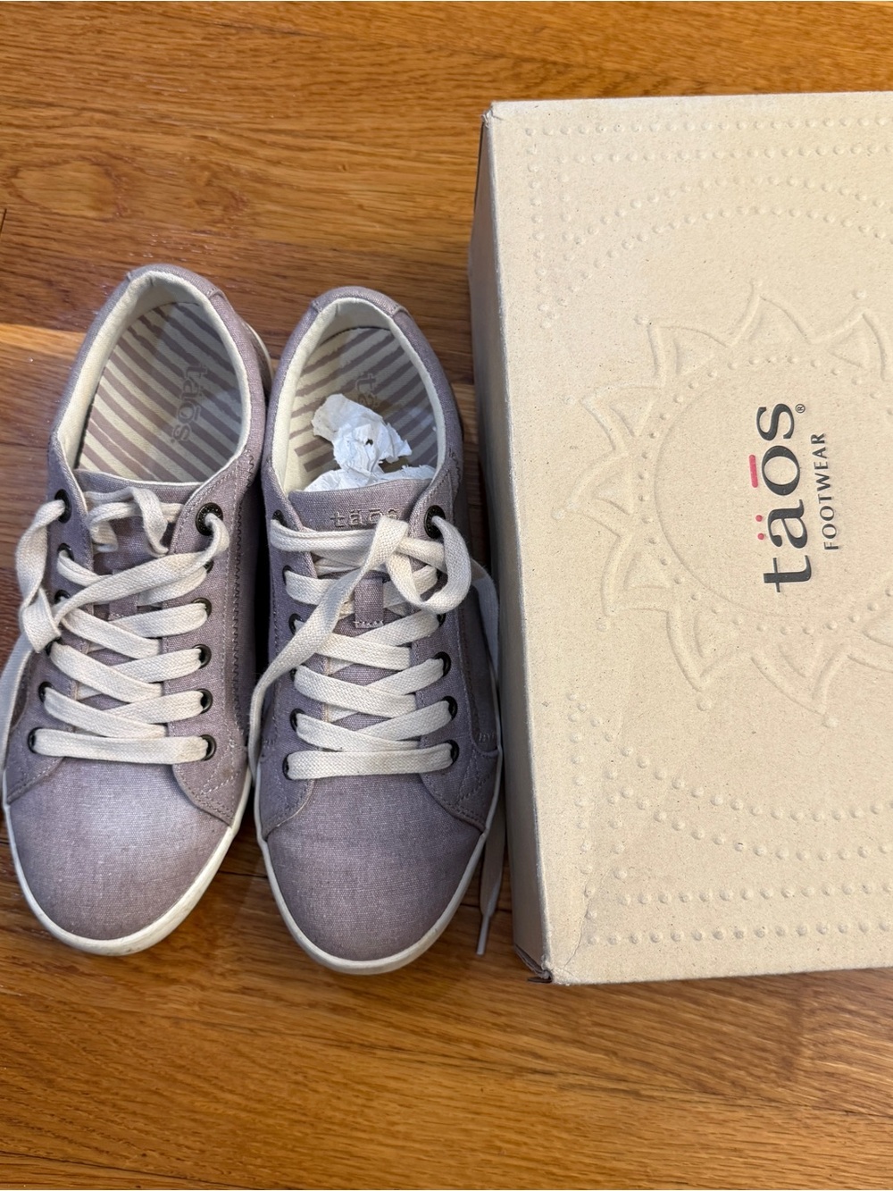 Taos Star Sneakers in Star Mauve/Lilac Canvas Shoes - US Womens Size 9.5 - Picture 6 of 9